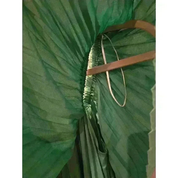 Umgee Women's Off-Shoulder Pleated Layered Dress S Emerald Green Fairy Goddess - Picture 5 of 5